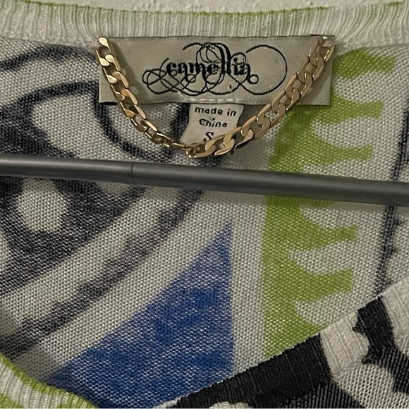 Camellia Cardigan Sweater artsy pattern size S lightweight - Picture 12 of 13